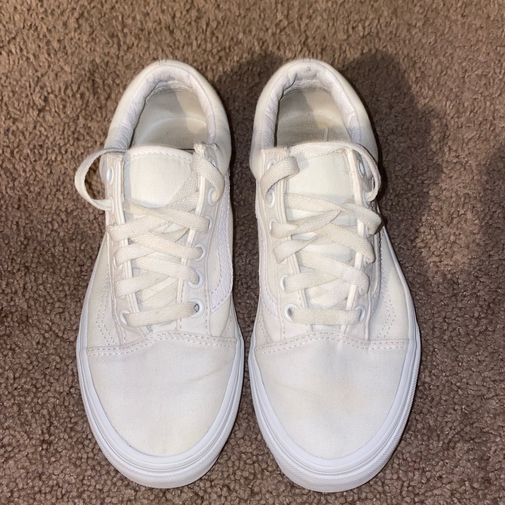 white canvas old skool vans